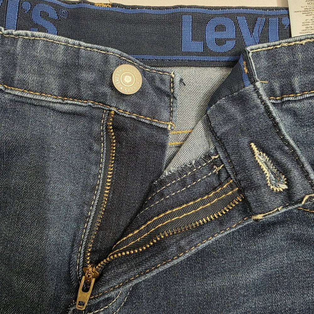 Levis levi’s 512